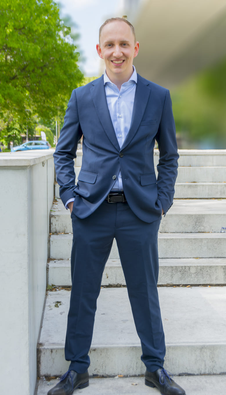 mr Van Maaren mr Van Maaren